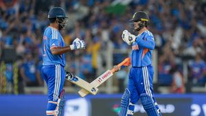 IND vs NZ: பைனலில் கொளுத்திய சாம்சன், அபிஷேக் ஜோடி..  43 பந்துகளில் 98 ரன்கள் விளாசி அபாரம்