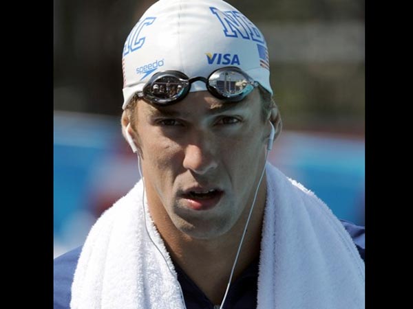 அமெரிக்க நீச்சல் வீரர் பெல்ப்ஸ்-ன் 22 பதக்கங்கள்