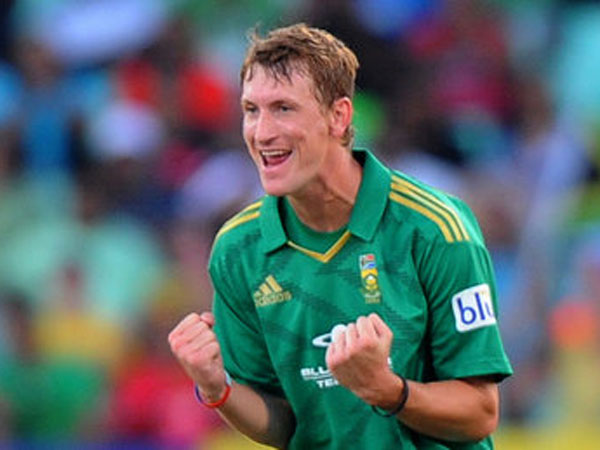 ஆல்ரவுண்டர் மோரிஸ்