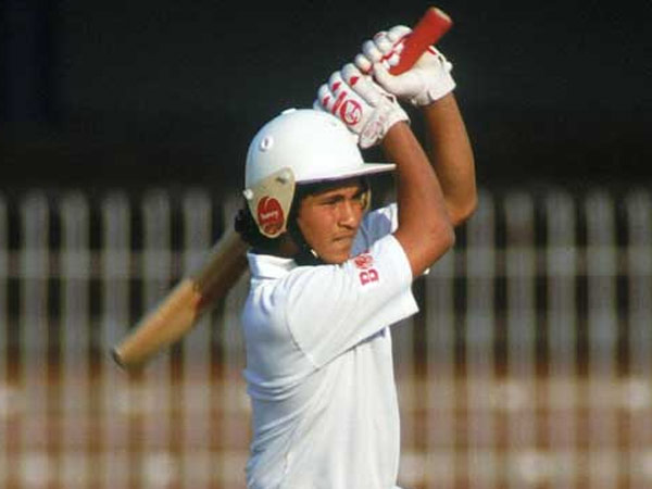 கொஞ்சம் கூட சங்கோஜமே இல்லை...