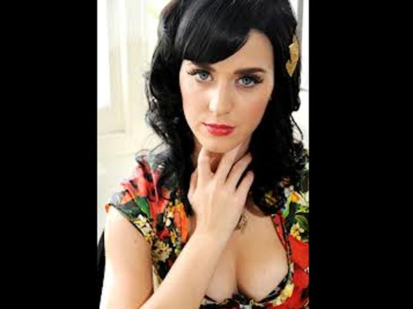 போன வாட்டிகேத்தி பெர்ரி வந்தாக