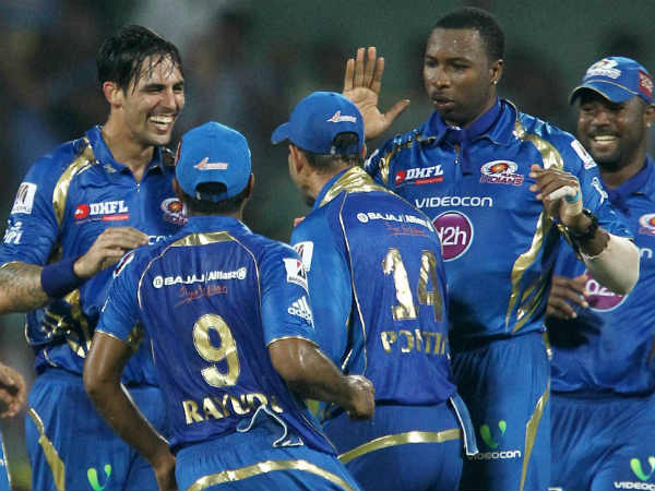 ஜஸ்ட் 12 ரன்கள்...தவிடுபொடியாக்கிய முனாப் படேல்