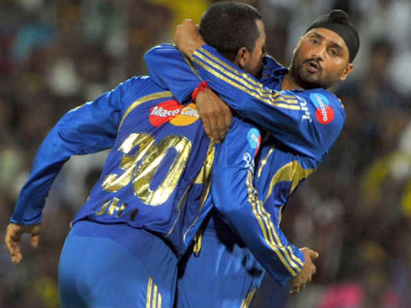 மும்பைக்கு லைப் கொடுத்த பிரக்யான்