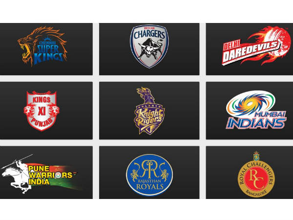 கொடி பறக்குது...