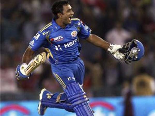 13.1 ஓவரில் 132/2