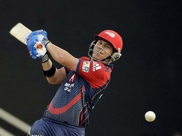 சிங்கம் சிங்கிளாத்தாய்யா ஆடும்