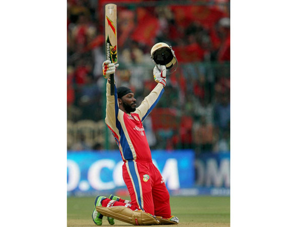 6ஓவரில் 62 ரன்கள்