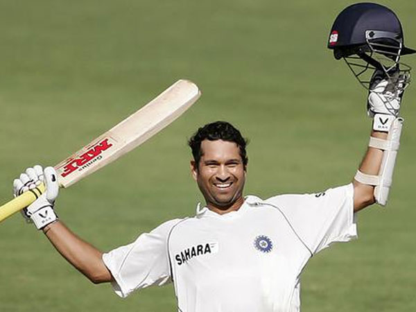 முதல் இரட்டை சதம்