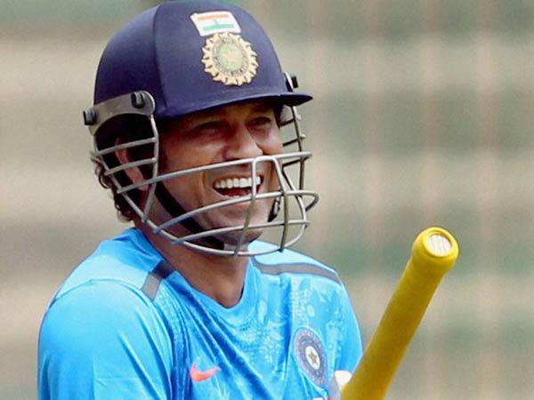 வாங்கிய விருதுகள்