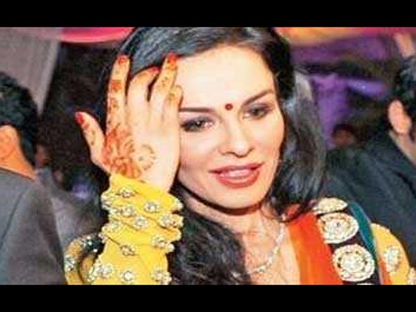 மனைவி அமைவதெல்லாம்...