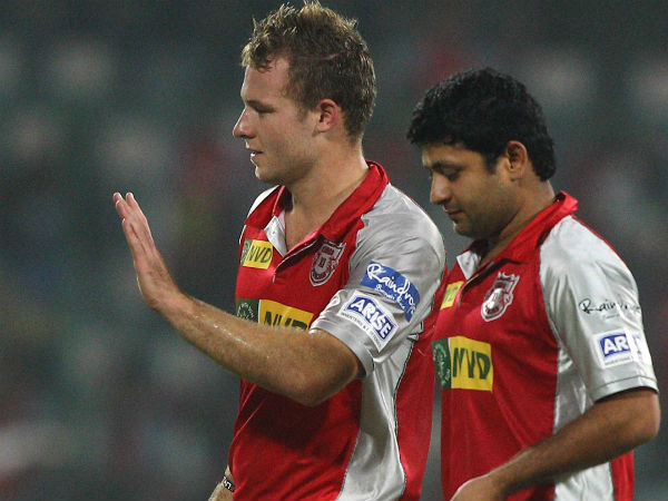 பையனுக்கு வயசு 23தான்