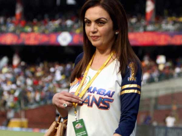 நடிகைகளுக்கு ஈடான பிரபலம்