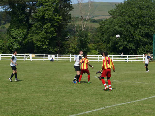 ரேஷியாவில் 3 பேருக்கு ரெட் கார்ட்