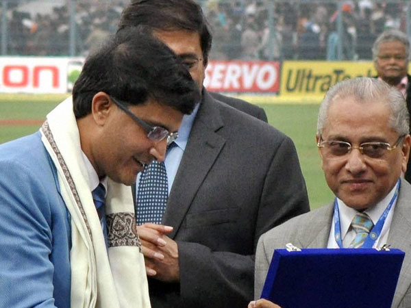 நான் கூட சட்டையைக் கழற்றினேனே...