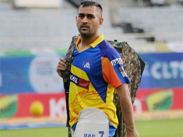 டோணியை ஒவர்டேக்