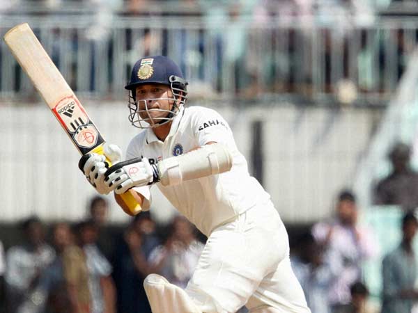 198 டெஸ்ட்களில் 15,837 ரன்கள்