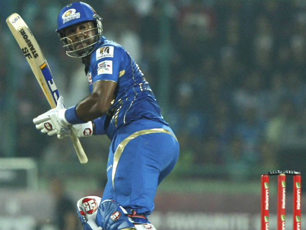 கடைசி 10 ஓவரில் 142 ரன்கள்