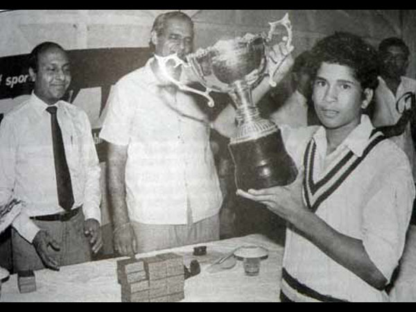 அச்ரேகர் ஆசியுடன் அச்ரேகர் ஆசியுடன்