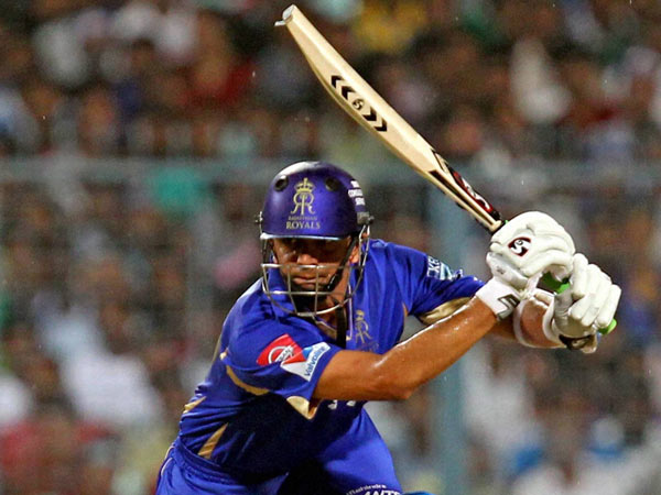 எல்லோருடைய பேட்டிலும் இவரது கைவண்ணம்