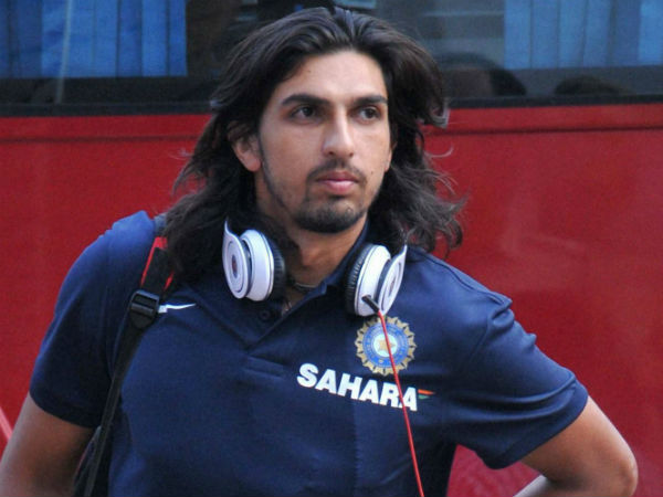 பந்து வீச்சால் கவிழ்ந்த இந்தியா