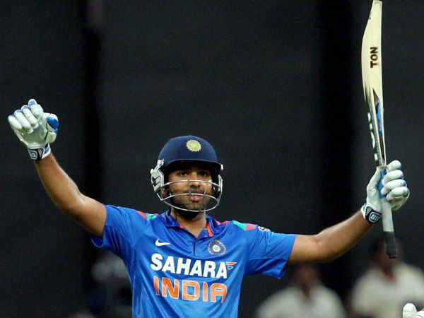 இரட்டை சதம் போட்ட 3வது வீரர் இரட்டை சதம் போட்ட 3வது வீரர்