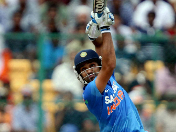 ஒவ்வொரு சிக்ஸரும் அதிரடி ஒவ்வொரு சிக்ஸரும் அதிரடி