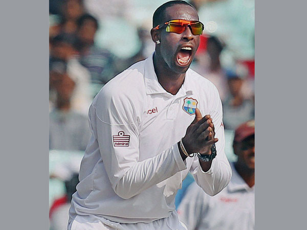 6 விக்கெட் எடுத்த ஷில்லிங்போர்டு