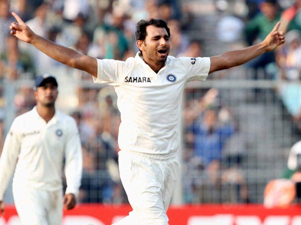 2வது இன்னிங்ஸில் மிரட்டிய ஷமி