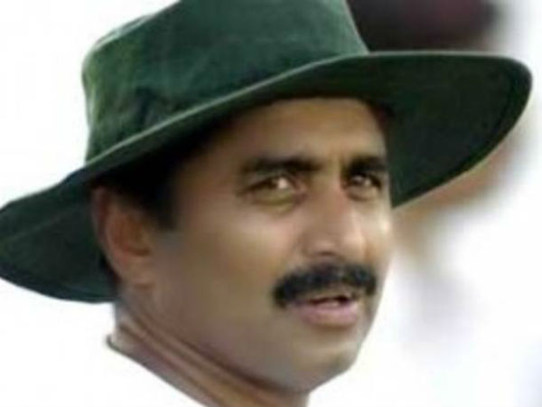 சீக்கிரமே ஓய்வு பெற்றிருக்க வேண்டும்