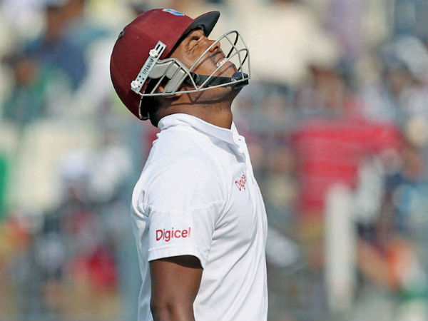 தடுமாறிய மே.இந்திய தீவுகள் 