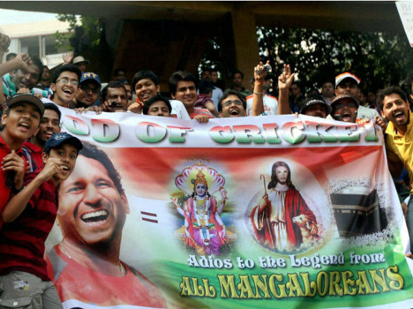 காத்திருந்த ரசிகர்கள் 