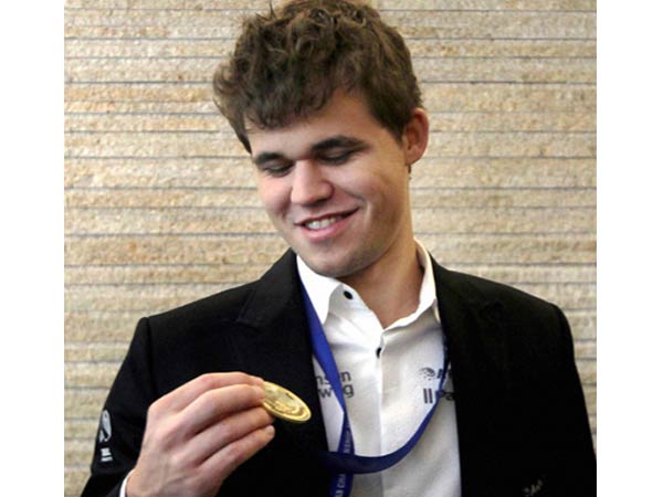 சின்ன லெவல் கொண்டாட்டம்தான்