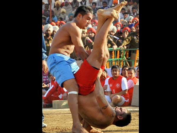 ஆடவர் பிரிவு- இந்தியா தொடக்க வெற்றி