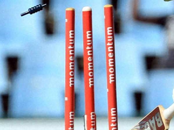 இடி மின்னல் உறுதி...