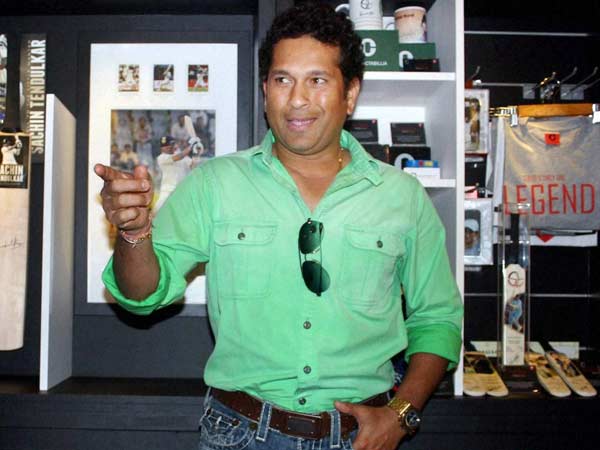 உணர்வுகள் அப்படியேதான் இருக்கின்றன