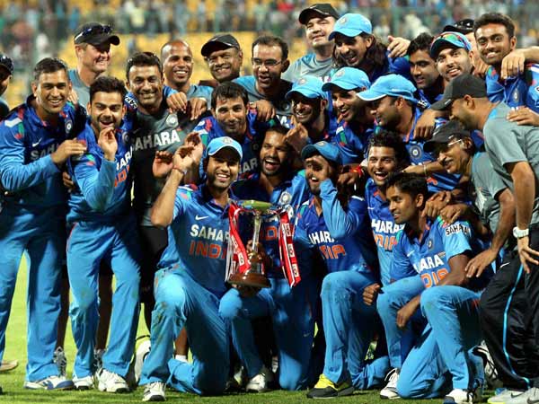 ஆஸ்திரேலியாவைக் கூட்டி வந்து 'வெள்ளை'யடித்த இந்தியா