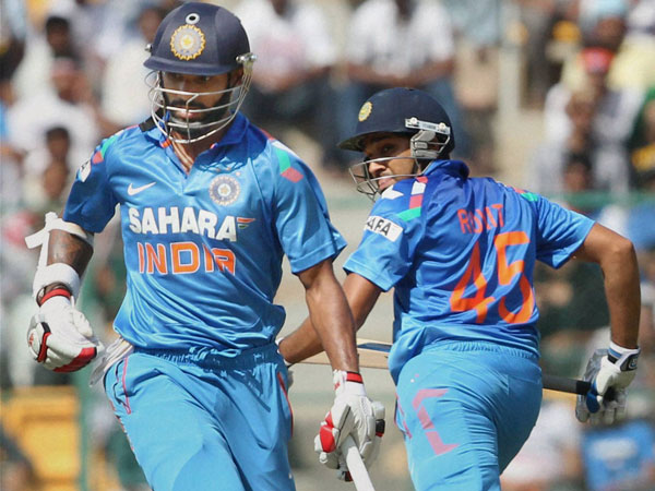 பார்ட்னர்ஷிப்பில் தவான், சர்மா வரலாறு