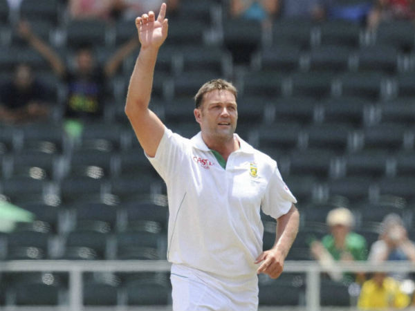 விக்கெட்டுகள்...