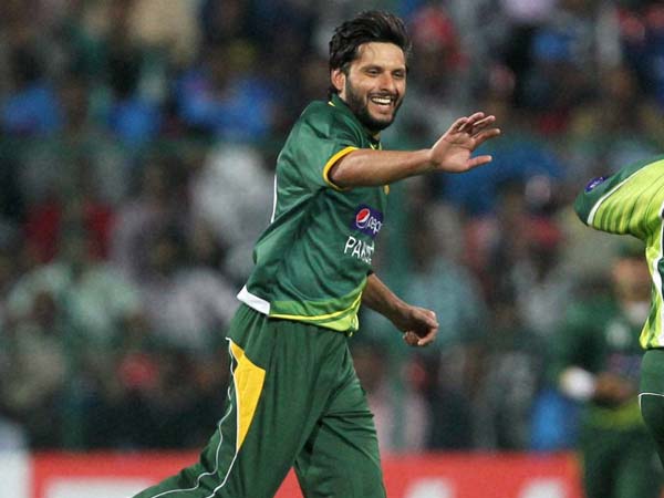 ஆனா அதுக்குள்ளே சாதனை போச்சே