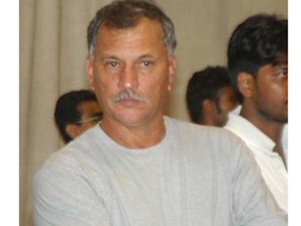 முதல் உலகக் கோப்பையில் ரோஜர்