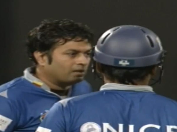 கடைசி ஓவரில் திகு திகு