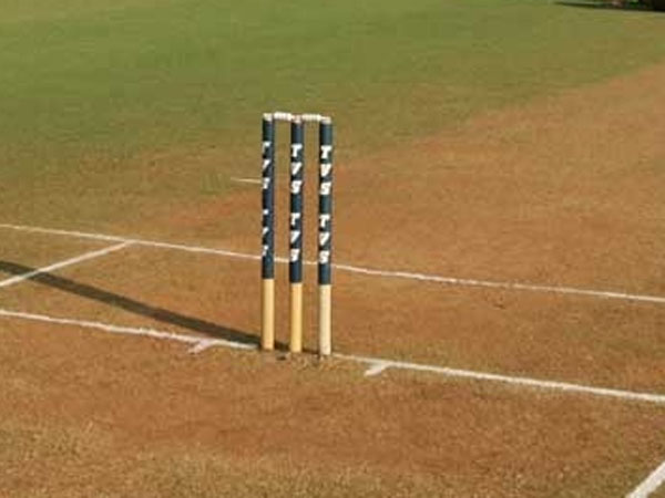 16 முக்கியஸ்தர்கள்