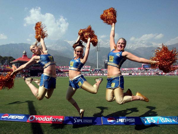 513 வீரர்கள்