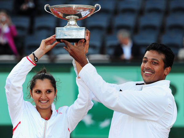 மகேஷ் பூபதியுடன் சேர்ந்து