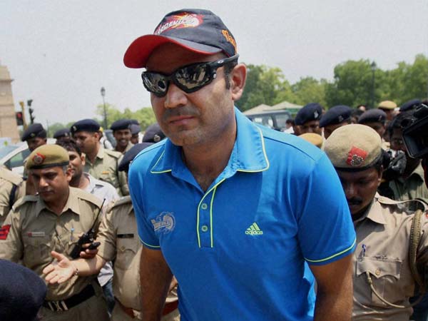 காங்கிரஸ் சார்பில்