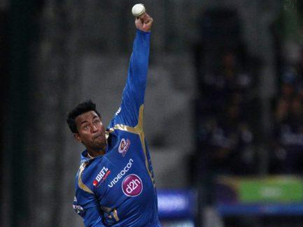 ஓஜா வாரிக் கொடுத்தார்