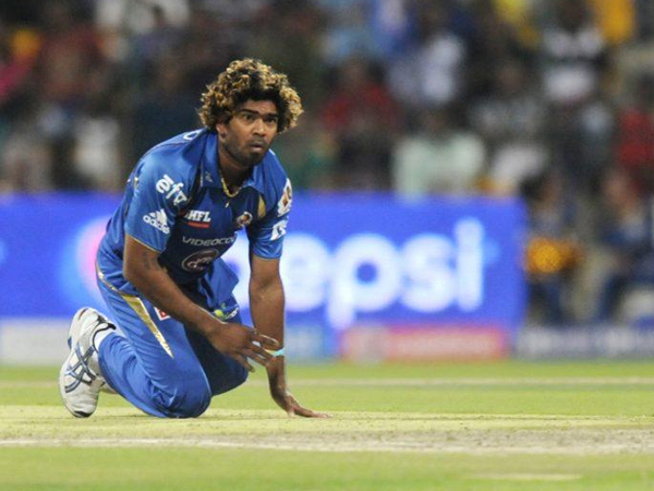 மலிங்கா 4, ஜாகீர்கான் 1 விக்கெட்டு