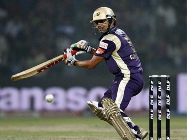 கம்பீர் போனாலும் கம்பீரம் போகலையே