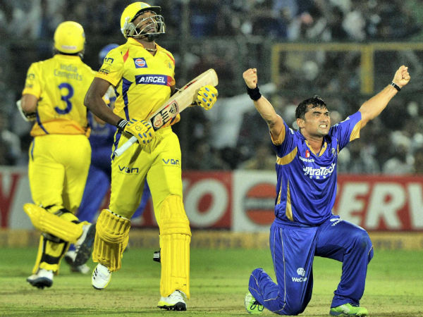 சர்ச்சைக்குள் சிக்கி