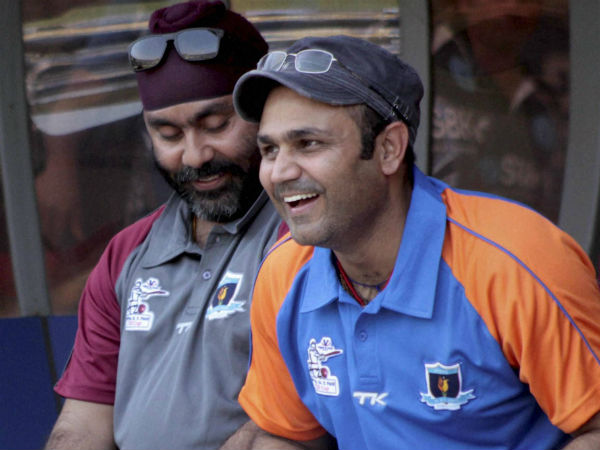 அணி மாற்றம்